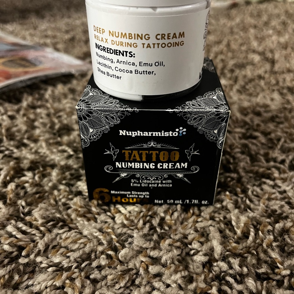 Tattoo Kit with Ink Set and Guide - Picture 8 of 10